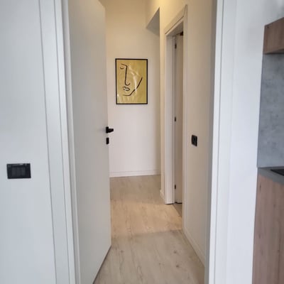 Rental of a comfortable 3-room apartment, 93 m², Tomis Nord, Constanta, Romania